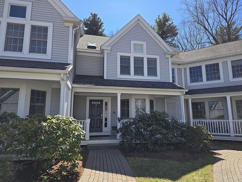 1st image of 9 Highcroft Way #9