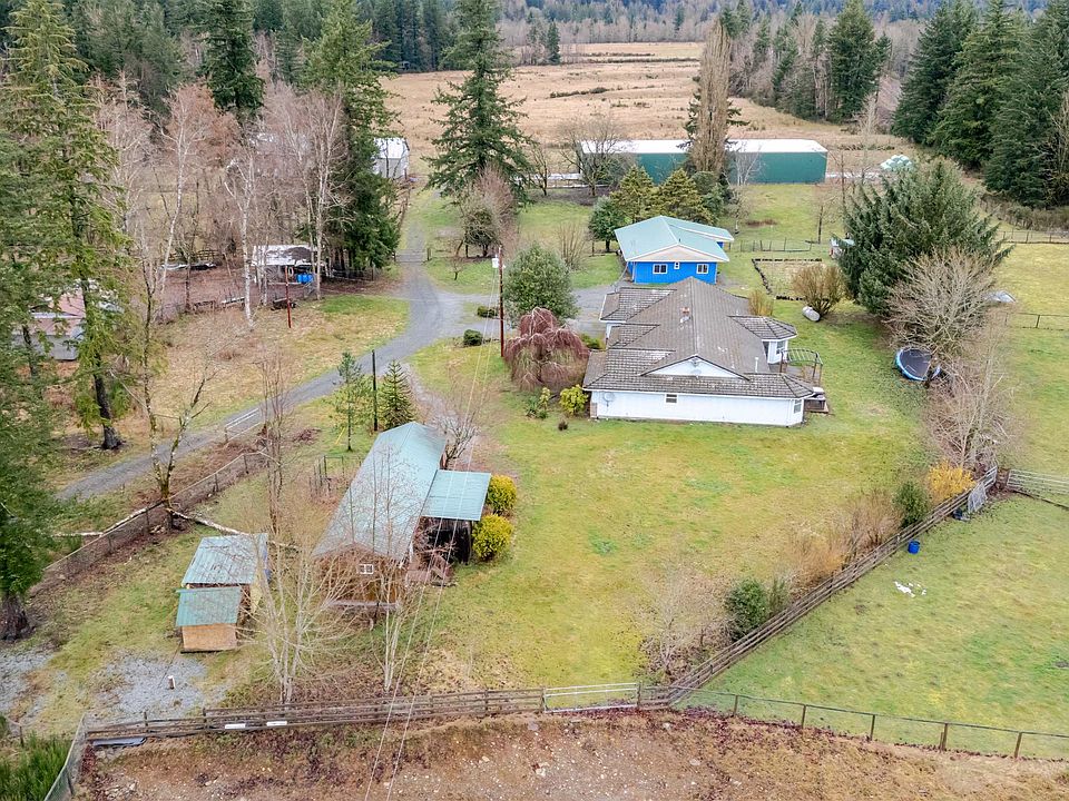 1st image of 40895 Henderson Rd