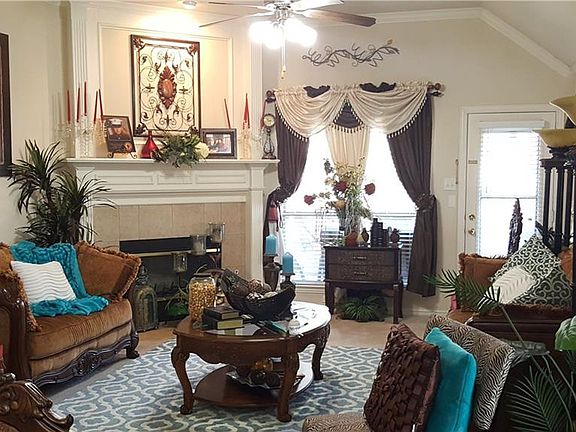 4th image of 419 Fountain Park Dr