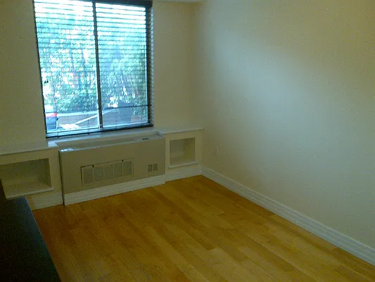 Sold by Prime Realty | media 17