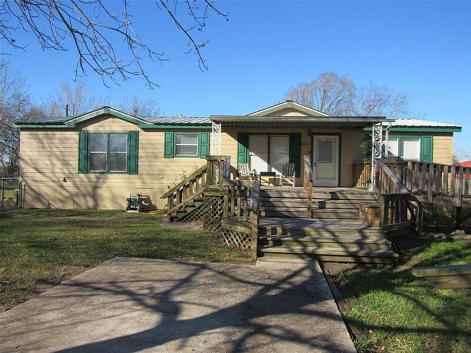 1st image of 10209 Fairview Dr