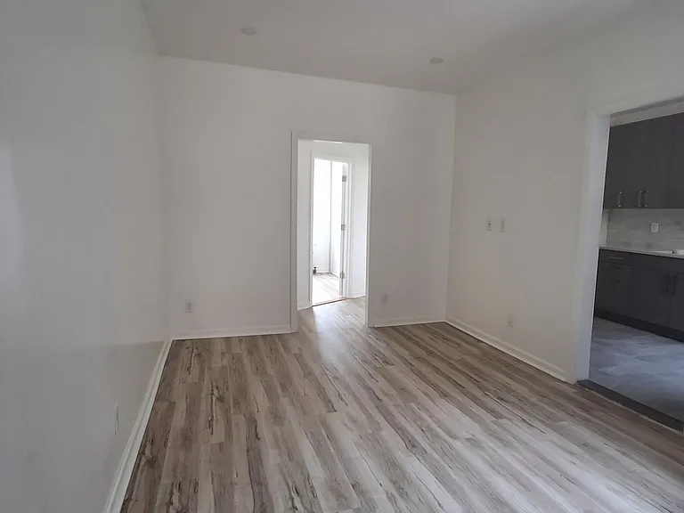 654 Rogers Ave #3F — Photo 6
