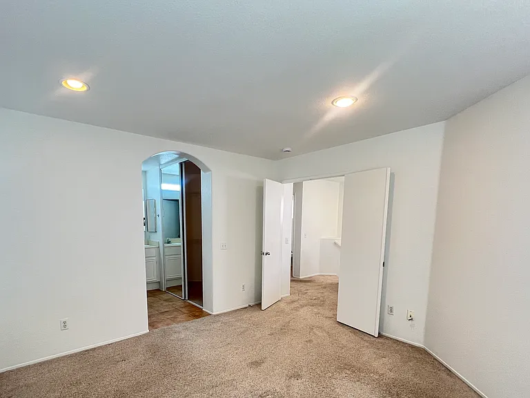 10895 Caminito Arcada — Photo 13