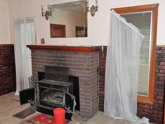 4th image of 506 Taylor St
