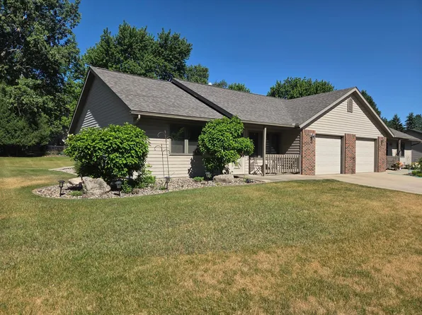 1845 Greenwood Dr, Albert Lea, MN 56007
