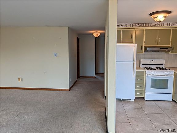 5th image of 3433 Harlem Rd #2