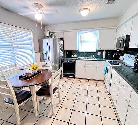 5th image of 4813 53rd St