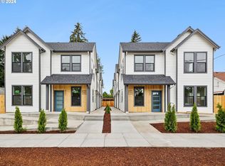 8487 NE Tillamook St, Portland, OR 97220