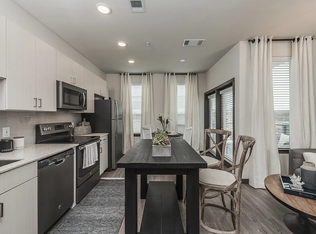 Building Photo - 3970 Vitruvian Way #ID10021