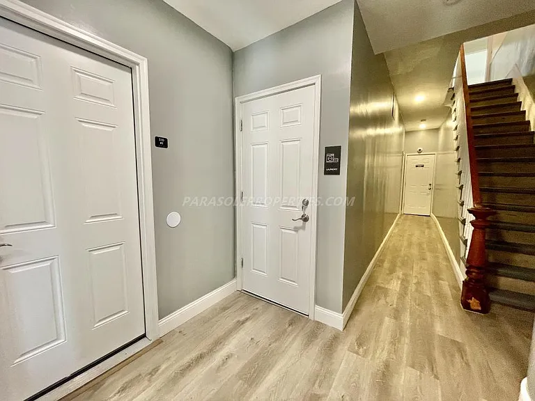 510 Pittston Ave #1 — Photo 6