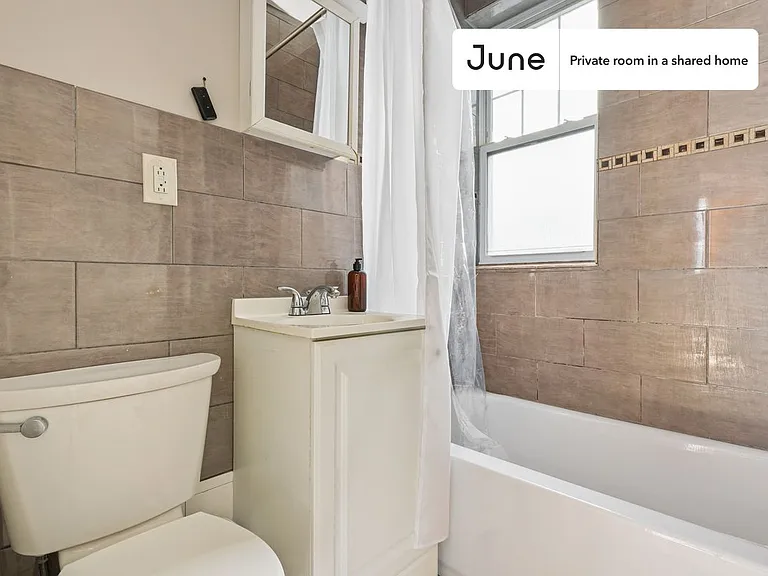 78 Glenville Ave #C — Photo 15