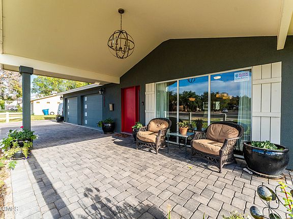 2nd image of 3025 E CAMPBELL Avenue