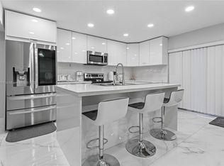 7140 W 2nd Way #7140, Hialeah, FL 33014