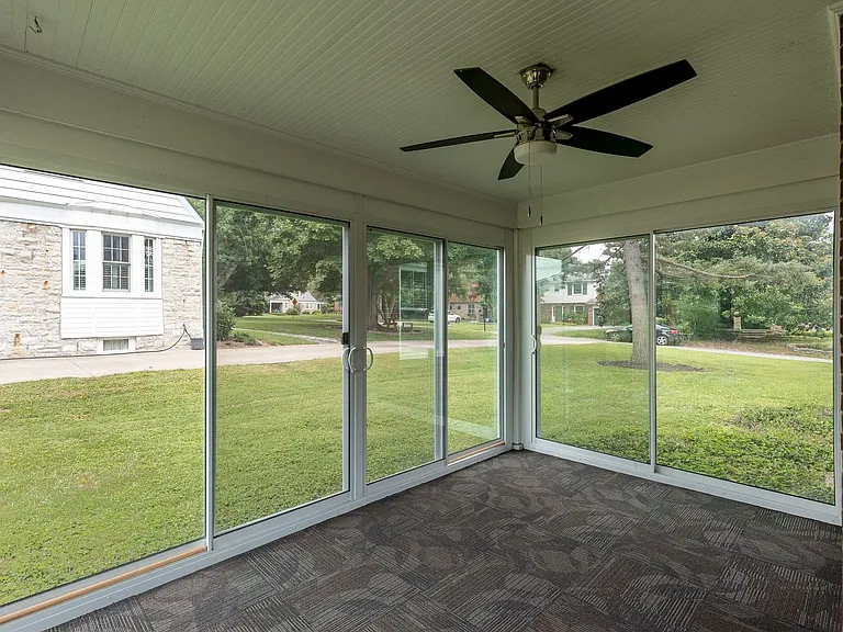 1819 Fleming Rd — Photo 37