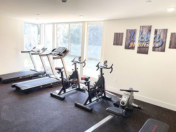 662 Kelton Avenue, Westwood, CA 90024 - INDOOR GYM