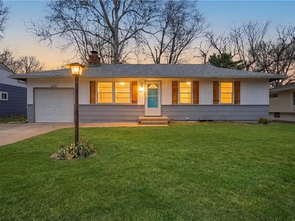 5106 NE 44th St, Kansas City, MO 64117