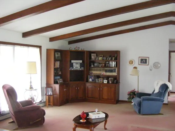 20099 Merritt Rd, Saegertown, PA 16433