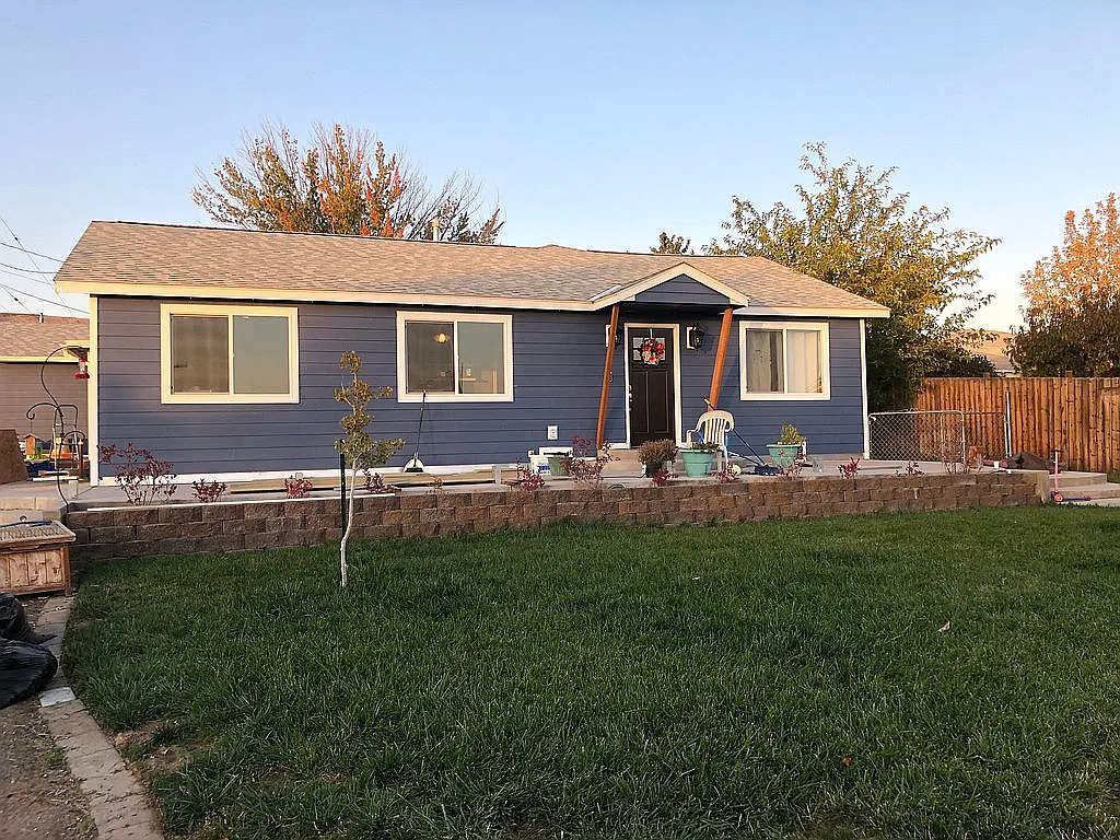 4226 Mountainview Ave photo 1