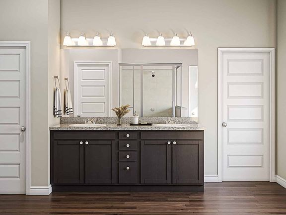 Representative Only Longspur Primary Suite Bath