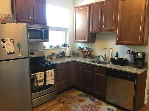 717 W Roscoe St #3 — Photo 8