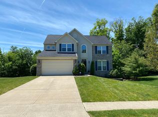 1062 Tinkers Green Dr, Streetsboro, OH 44241