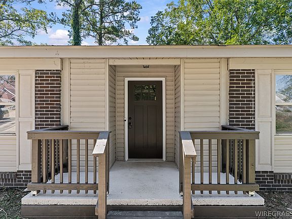 3rd image of 1706 Rucker Blvd