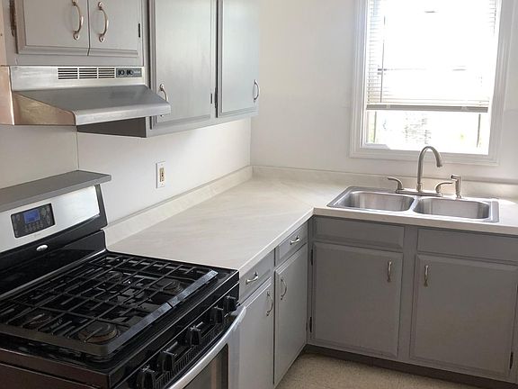 Kitchen cabinets