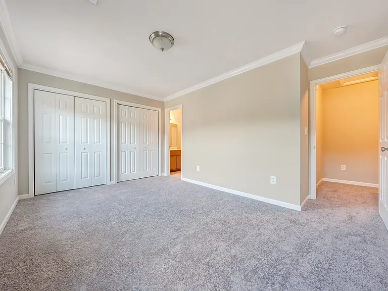 2329 Jenny Ln — Photo 12