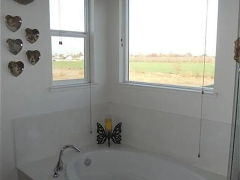 1500 Winterbrook St — Photo 12
