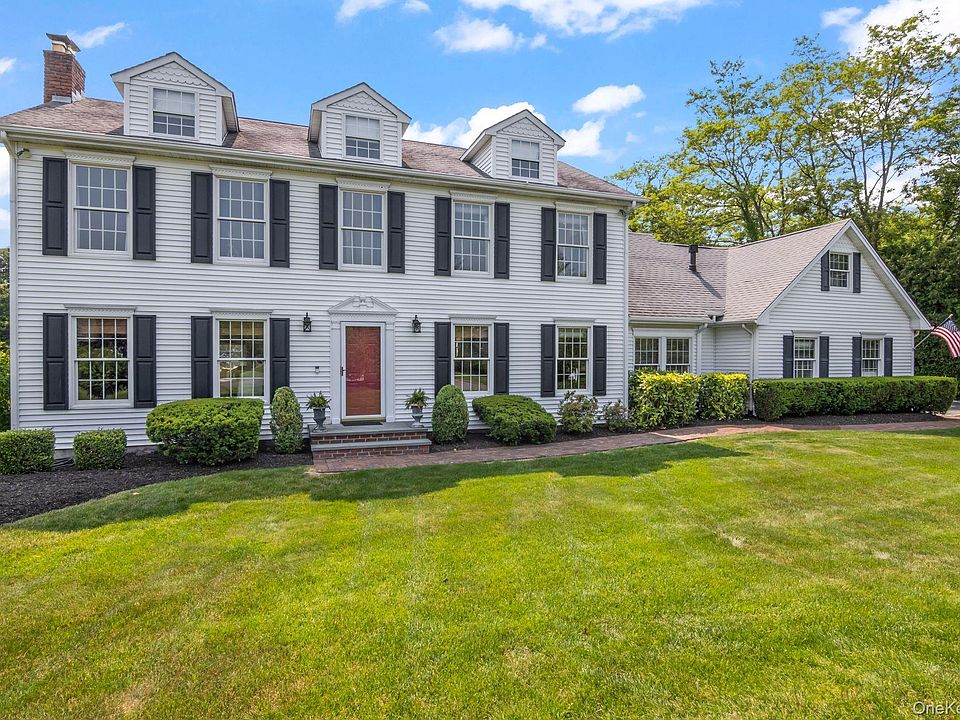 1st image of 17 Lemark Court