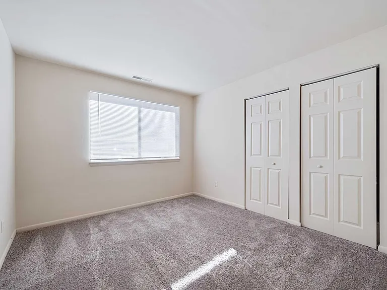 Windsor Hills Apartments — Photo 48