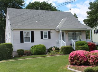 9216 Snyder Ln, Perry Hall, MD