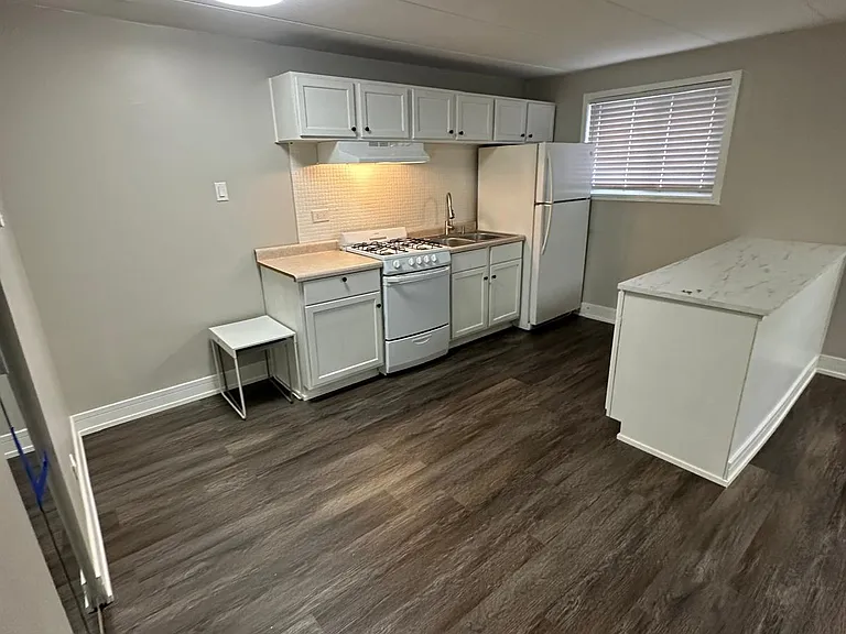 5486 S Archer Ave S #3B — Photo 9