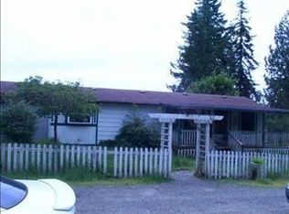 32 Hot Dog Ln, Elma, WA 98541
