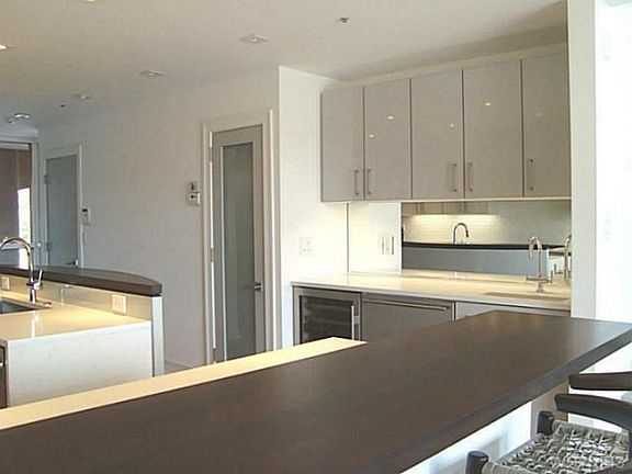 5th image of 108 Rivermist Dr