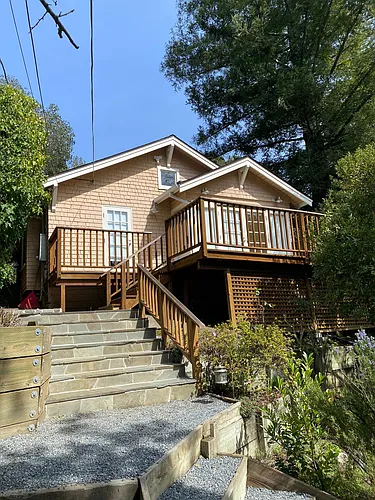 16 Oak Ave Photo 1