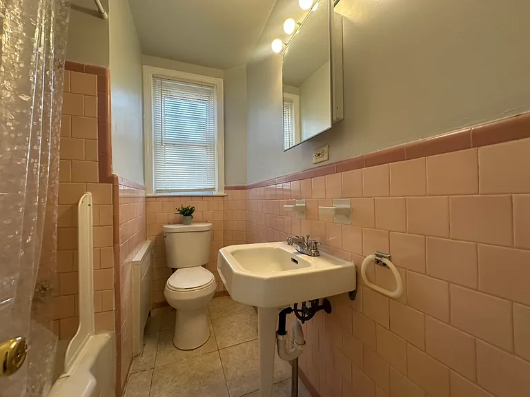 4221 Devereaux St #1 — Photo 10