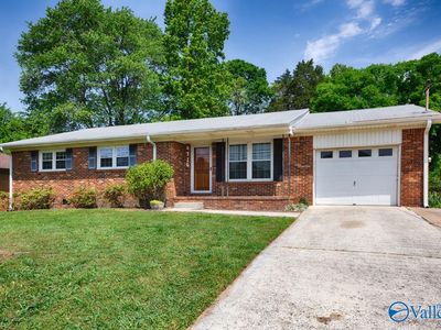 4716 Rutledge Dr NW, Huntsville, AL, 35816