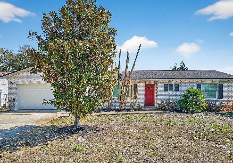 1st image of 199 Gibson Way