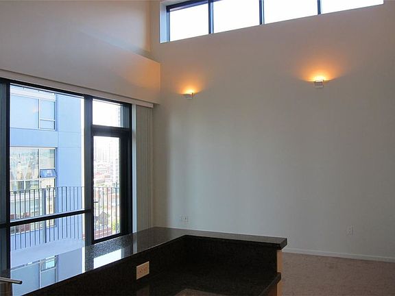 5th image of 350 11th Ave Unit 1126