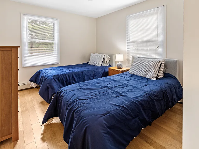 74 Scotts Landing Rd — Photo 14