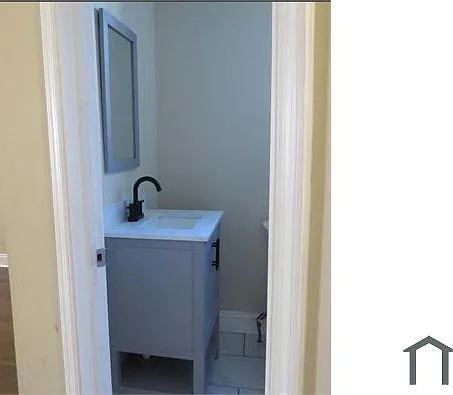1323 W Wishart St — Photo 6