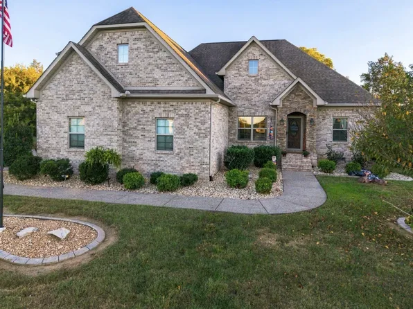 154 Spencer Springs Dr, Gallatin, TN 37066