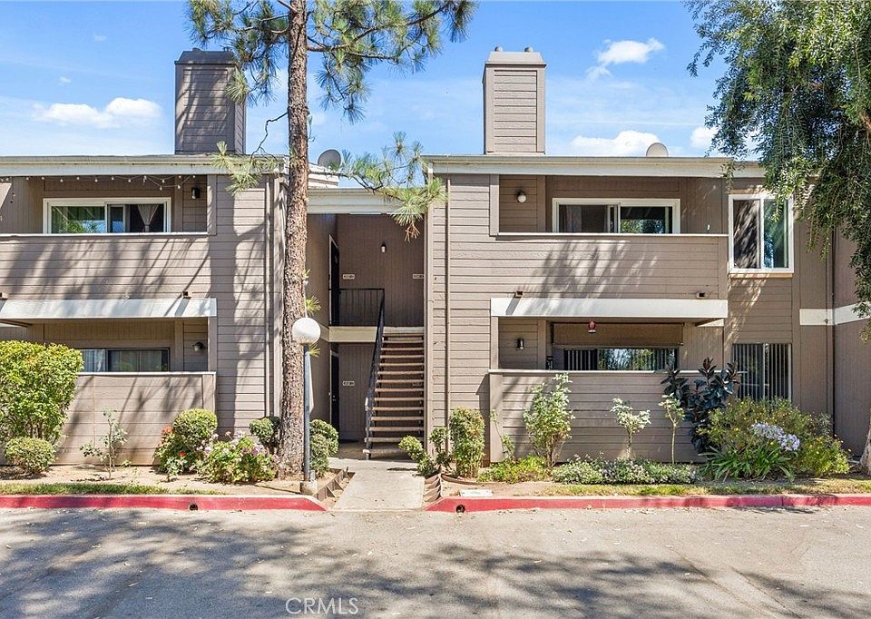 1st image of 12567 Bradley Ave Unit 6