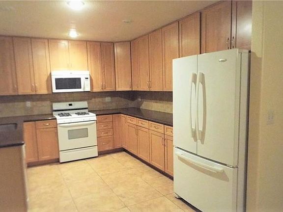 2nd image of 9164 Indian Breeze Dr