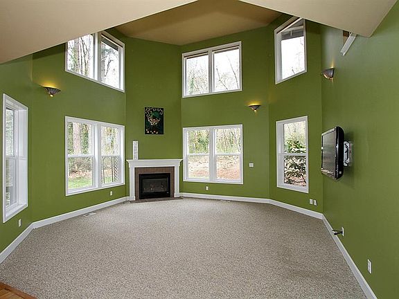 3rd image of 8299 NE New Holland Ct