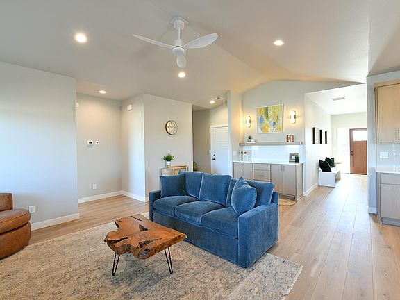 5th image of 6393 68th St S