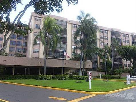 1st image of 900 NE 195th St APT 617