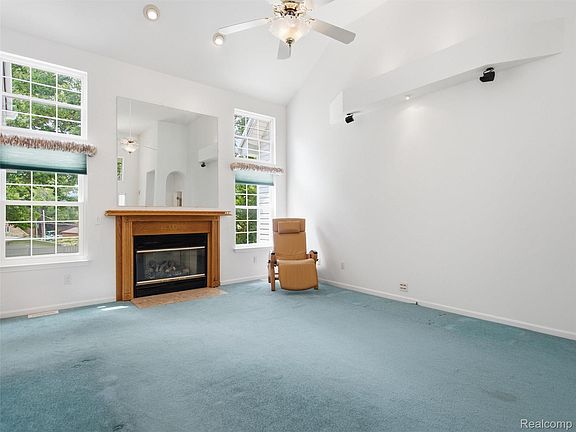 4th image of 7495 Kovacs Dr