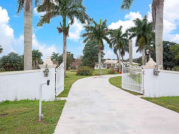 2nd image of 19802 Egret Ln